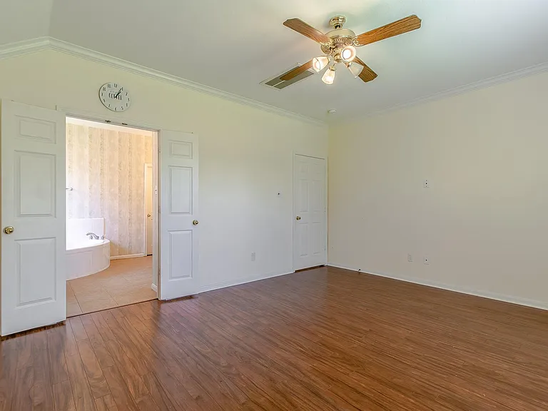 2123 Hill Canyon Ct — Photo 10