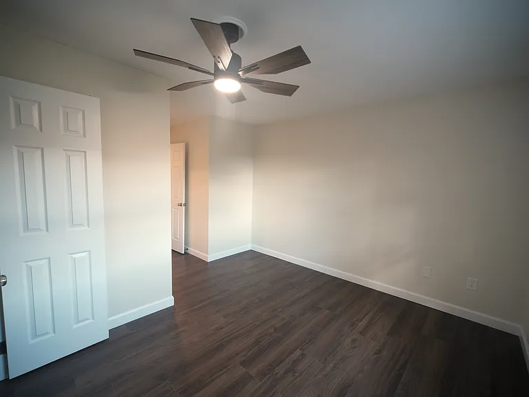 3114 E Covenanter Dr — Photo 21