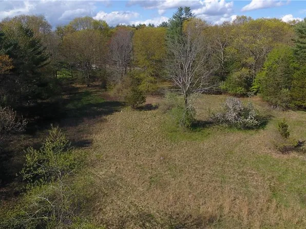 119 Escoheag Hill Rd, West Greenwich, RI 02817