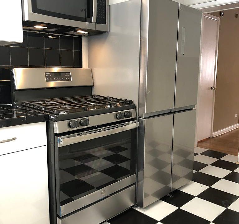 1st image of 1377 N Pearl St #14