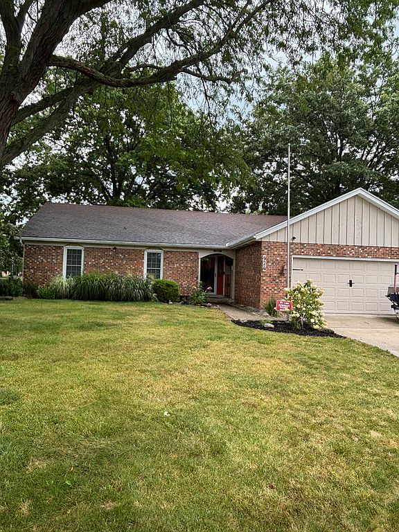 924 Aster Dr - Property Image