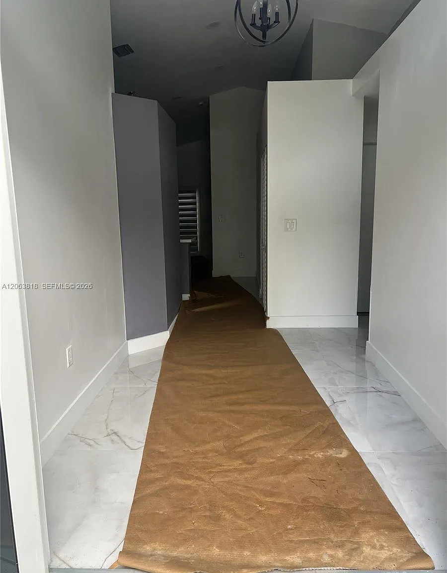 Hampton Lakes — Photo 4
