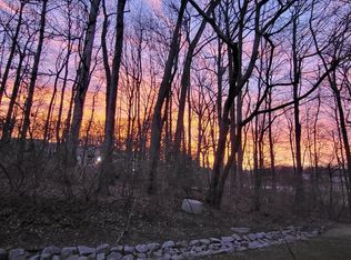 5800 Cove Landing Rd APT 303, Burke, VA 22015