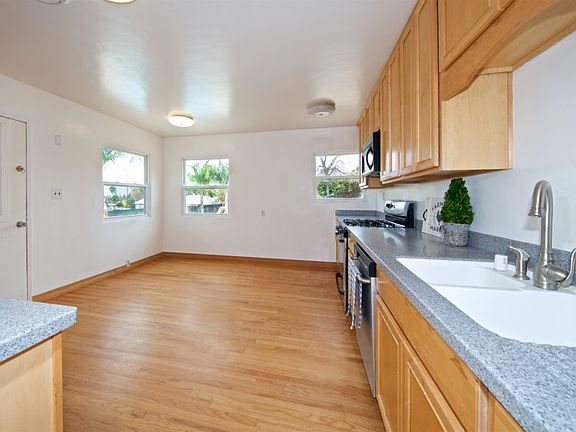 5th image of 9629 Los Coches Rd