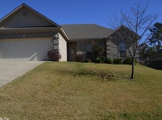 304 Madrid Dr, Benton, AR 72015