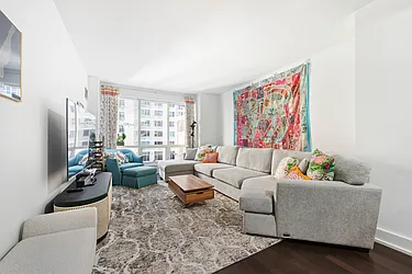 350 West 42nd Street, #6F