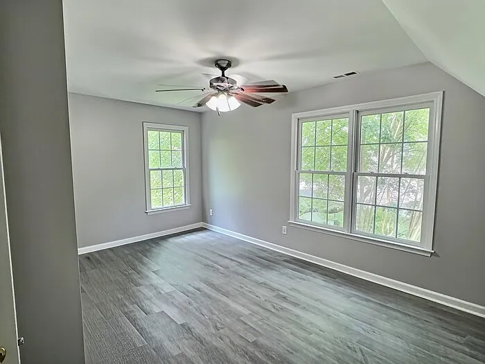 4 bed, 2.5 bath, $2,900 — Photo 3