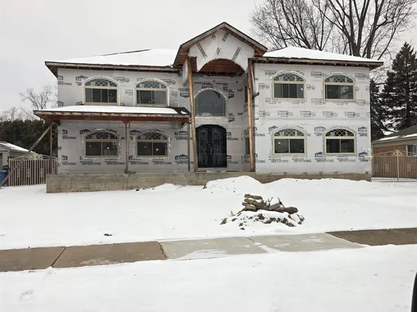 6151 Nightingale St, Dearborn Heights, MI 48127