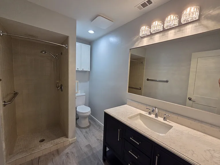 4560 Heritage Oak Dr — Photo 7