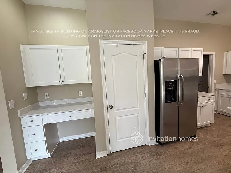 136 Lombard Cir — Photo 6