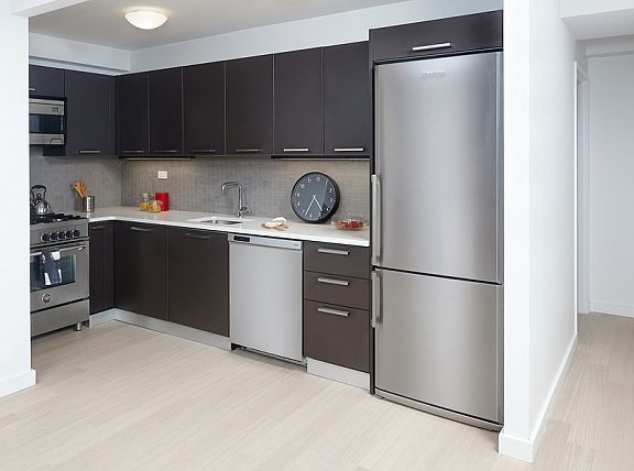 2nd image of 222 E 39th St APT 18G