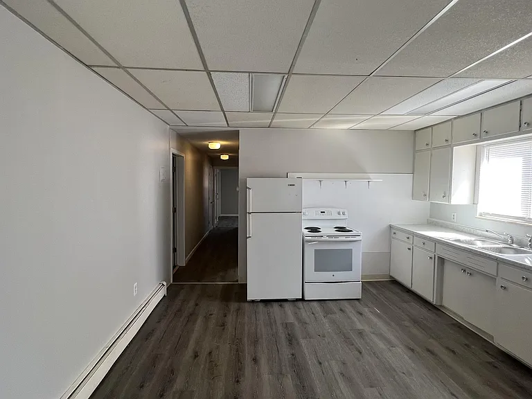 1630 9th Ave #4 — Photo 3
