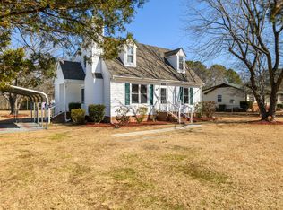 624 Wagstaff Rd, Fuquay Varina, NC 27526