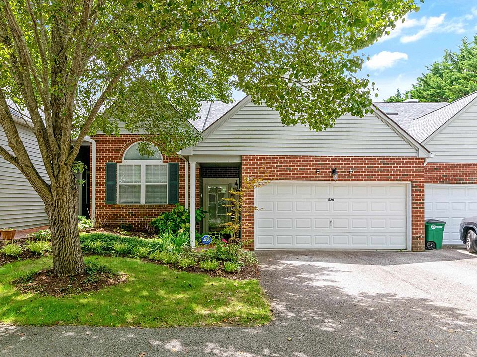 1st image of 520 Silver Leaf Dr