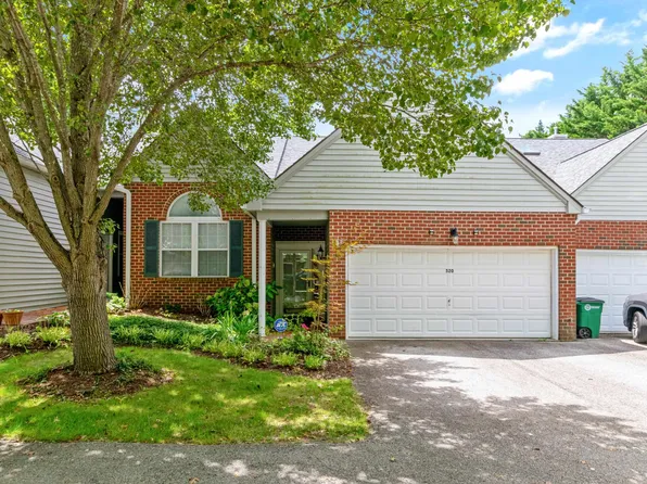 520 Silver Leaf Dr, Christiansburg, VA 24073