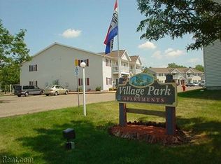 1546 S Wasson Lane #FL 1ST, River Falls, WI 54022