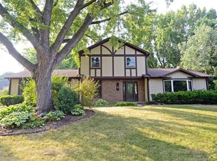 1609 Parmenter St, Middleton, WI 53562