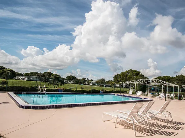 7211 E Oakridge Circle #B, Lake Worth, FL 33462