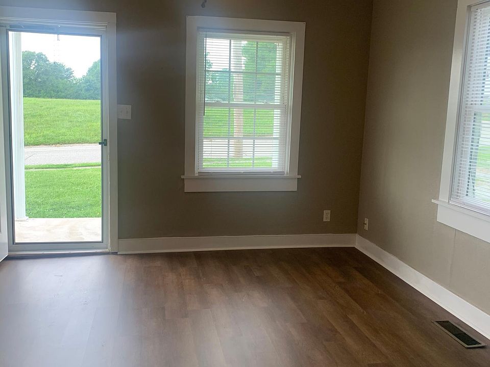1st image of 2403 Bluff Ave
