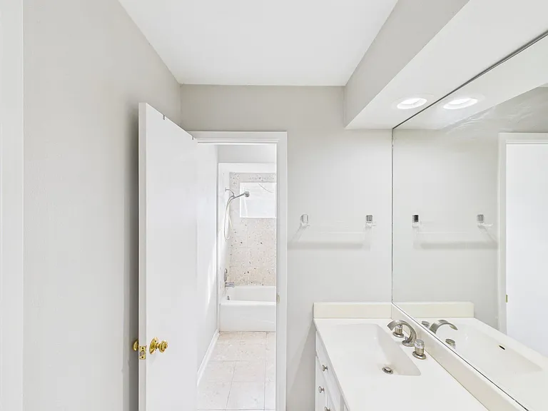 7611 Hopewell Ln — Photo 21