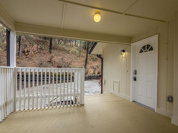 3rd image of 4804 E 50th Ave