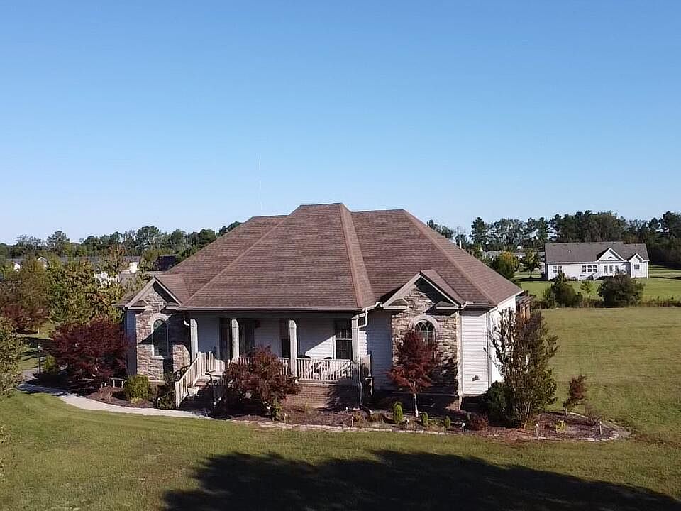 1st image of 126 Fox Lane