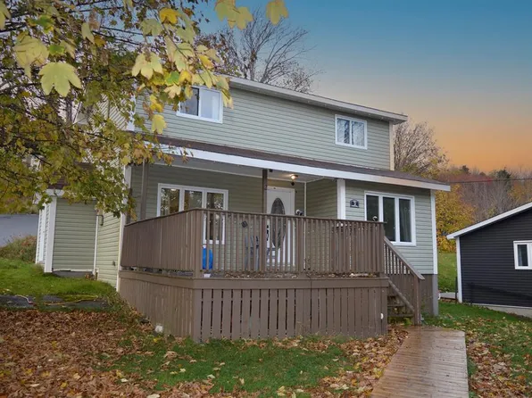 2 Long's Hill, Carbonear, NL A1Y1A9