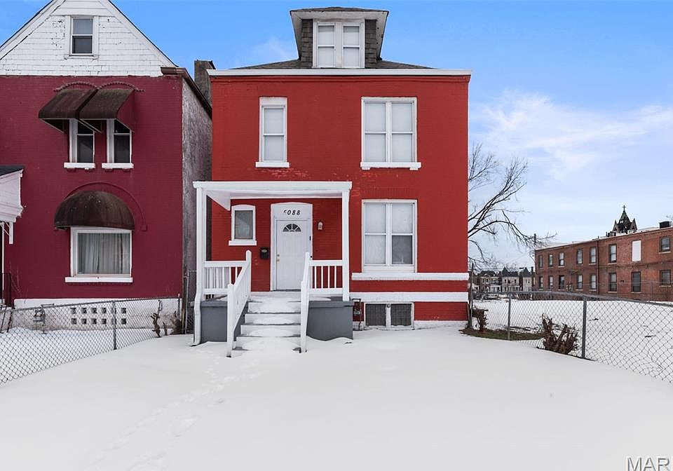 1st image of 5088 Minerva Ave