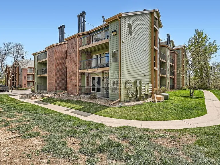 4899 S Dudley St #G15 — Photo 25