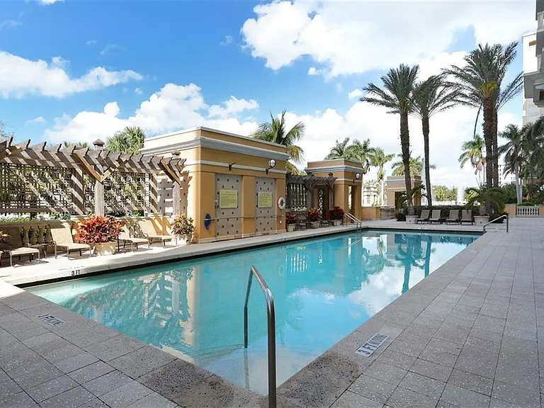 750 N Tamiami Trl #916 — Photo 41