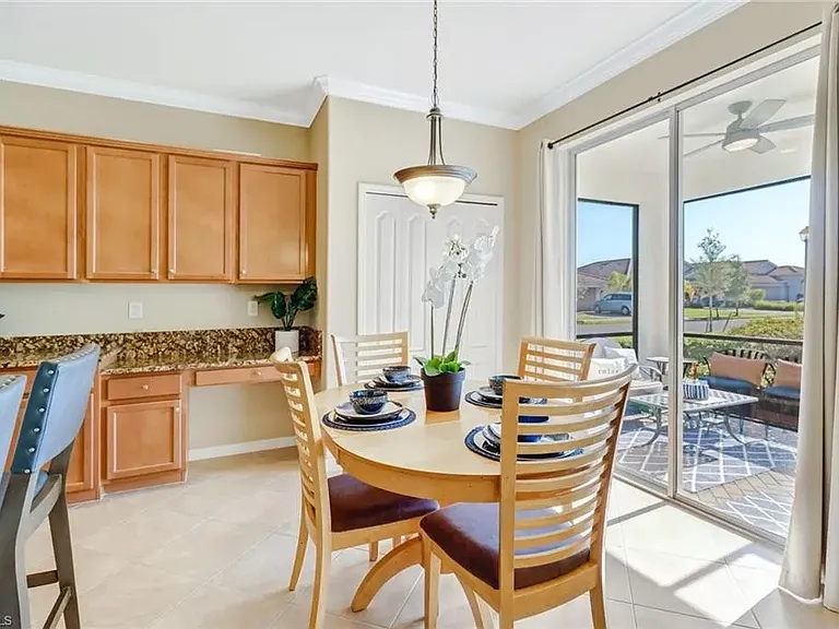 Eat in Kitchen