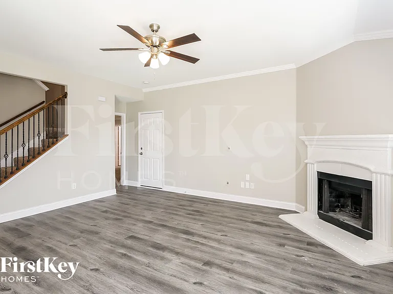 101 Sycamore Cir — Photo 3