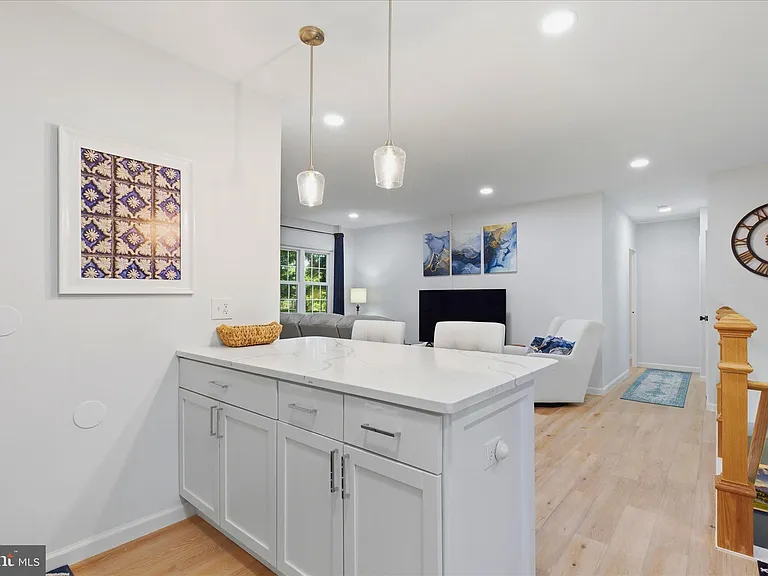 3454 Martha Custis Dr — Photo 17