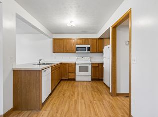7261-7265 Dorchester Ct #7261, Lincoln, NE 68521