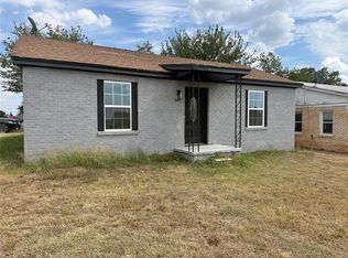 820 N Lee St, Altus, OK 73521