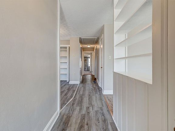 5th image of 401 E 21st St