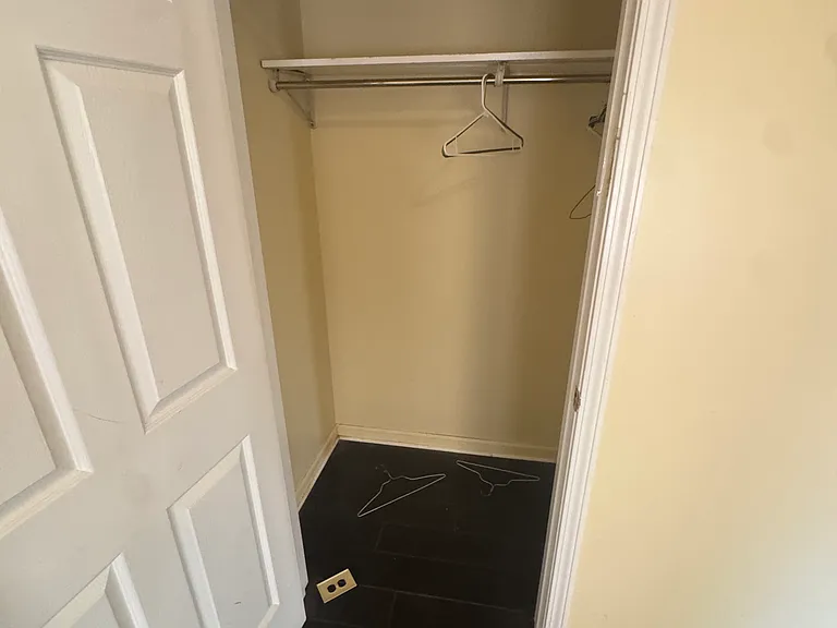 945 Dayton Ave — Photo 10