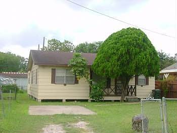 1st image of 2517 Viola Ave