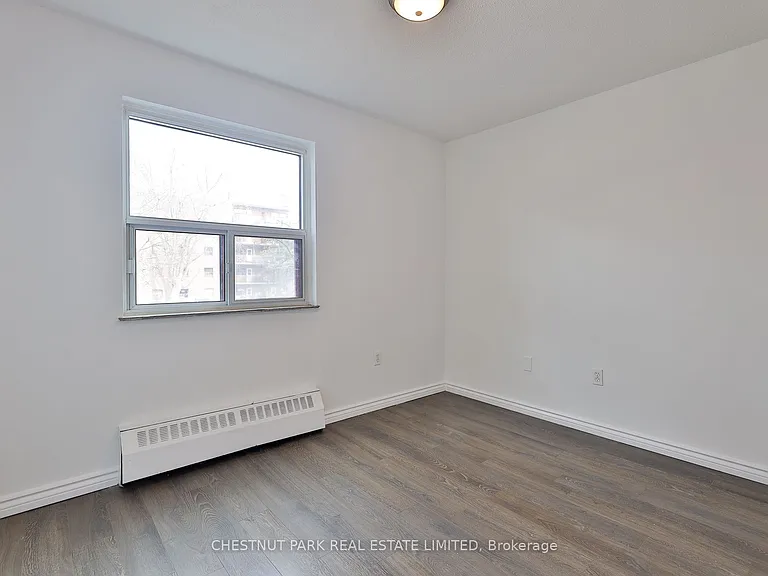 900 Glen St #215 — Photo 21
