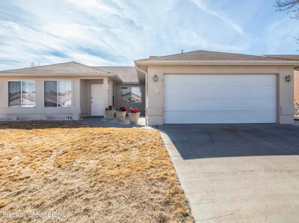 3801 Wellington St, Farmington, NM 87402