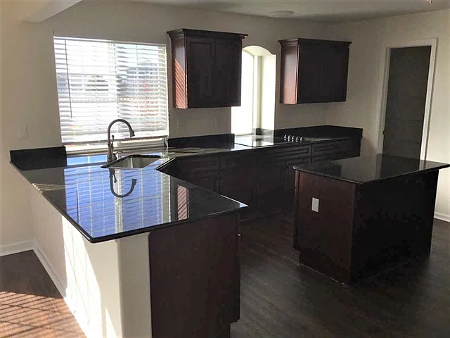 4 bed, 2.5 bath, 2079 sqft, $3,165 — Photo 3