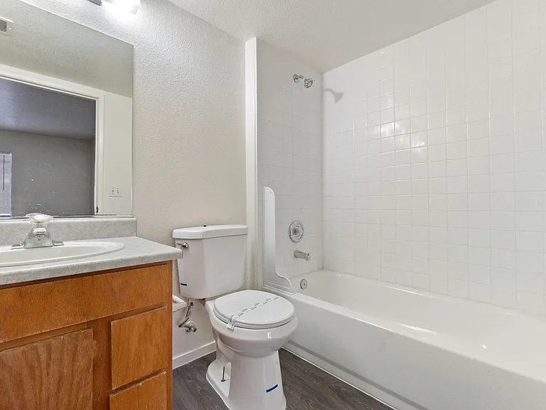 2200 Benmore St #101 — Photo 14