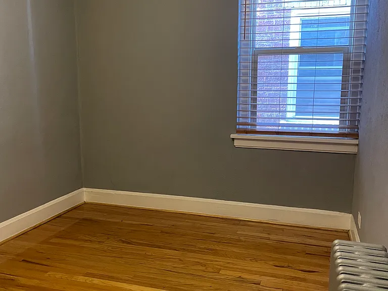 1760 N Pearl St #9 — Photo 18