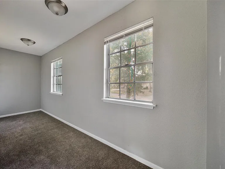 10071 Woodhollow Dr — Photo 9