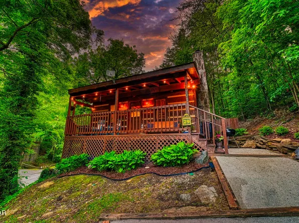 201 Tsali Way, Sevierville, TN 37876