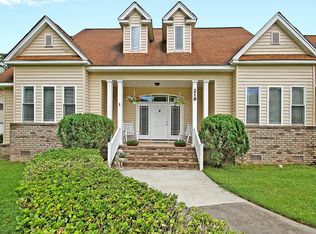 219 Graceland Dr, Moncks Corner, SC 29461