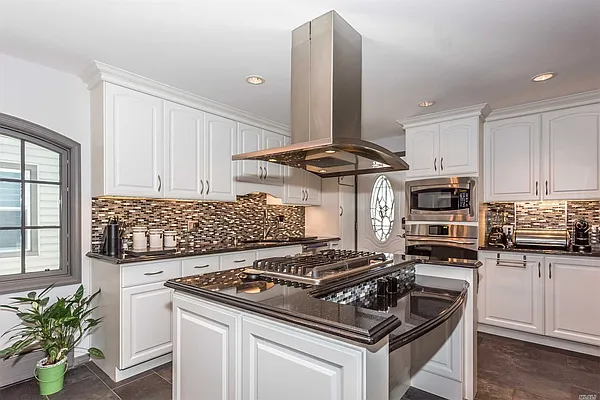 Sold by Douglas Elliman | media 2