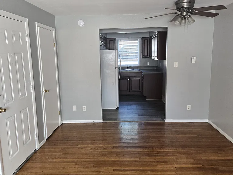 23714 W Chicago St #200 — Photo 5