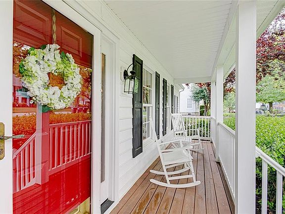 3rd image of 5613 Belstead Ln