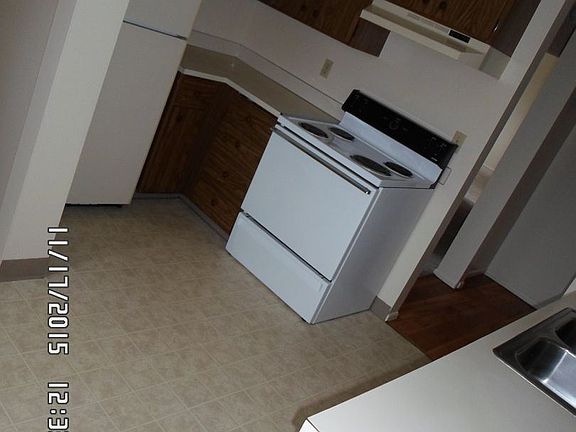 5th image of 2921 E 36th Ave #2